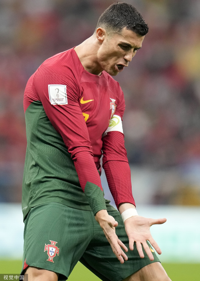 秘鲁绝杀葡萄牙,范佩西打破历史纪录 秘鲁绝杀葡萄牙,范佩西打破历史纪录