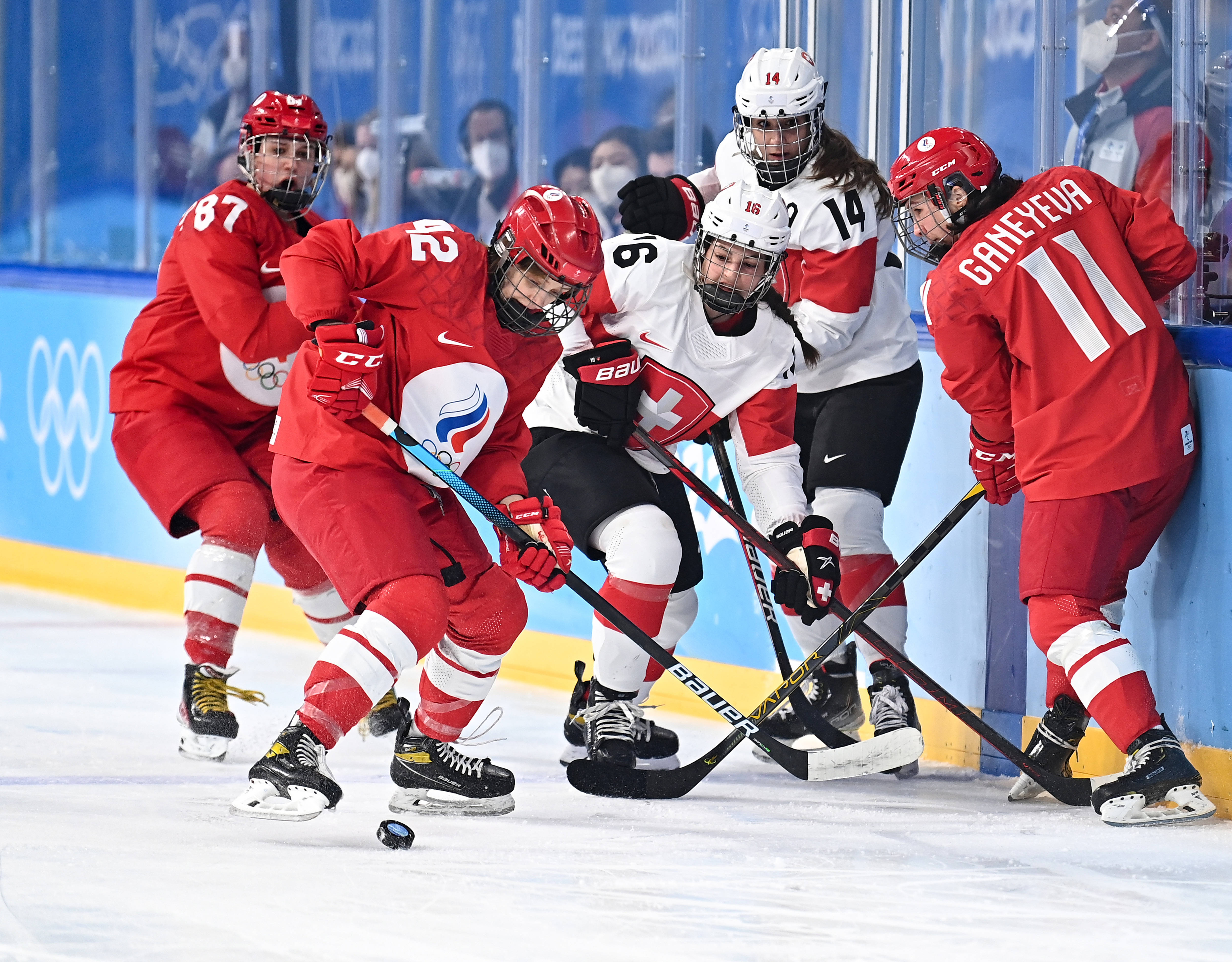 丹麦爆冷瑞士，博格巴一己之力扛起全队