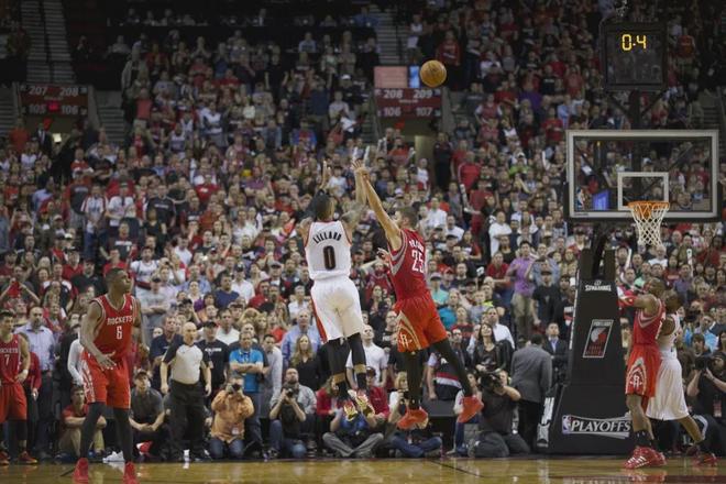 热火B队力克意大利男篮，浓眉送出助攻