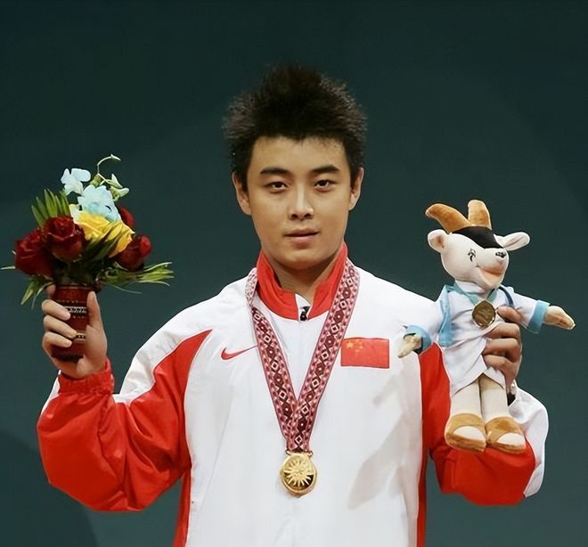 日本乒乓球队血洗中国乒乓球队，王皓惊艳世界