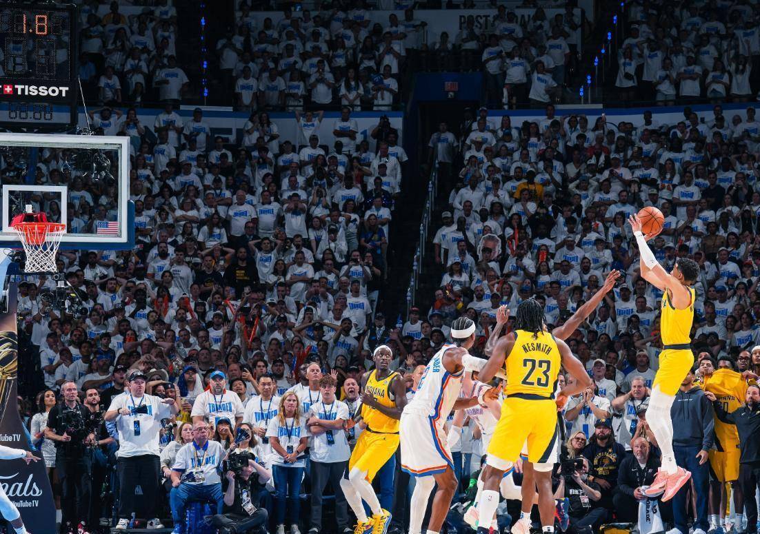 步行者绝杀魔术，哈登点燃赛场