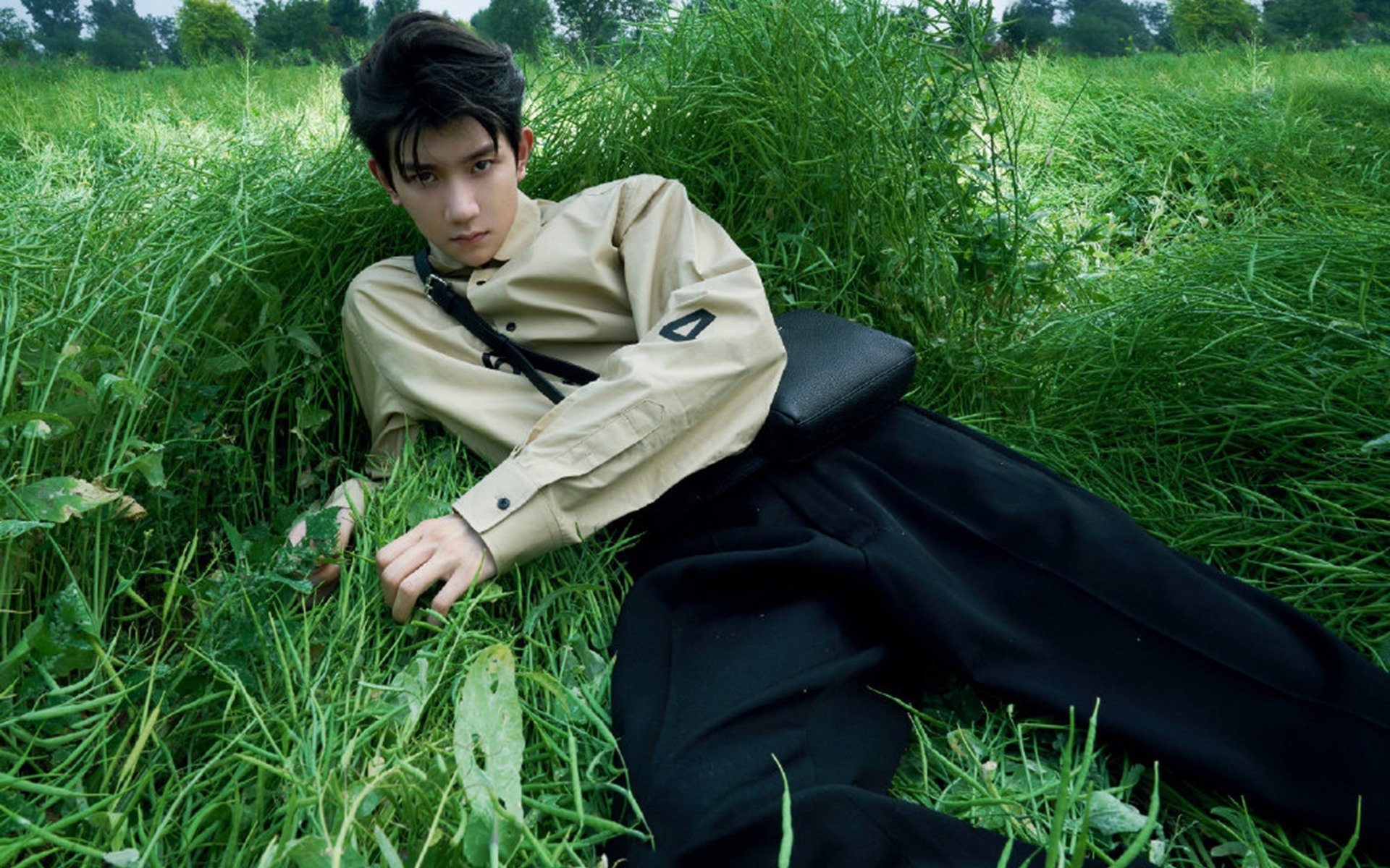 夜幕之下,里昂鏖战拜仁,卡塞米罗的纪录之夜