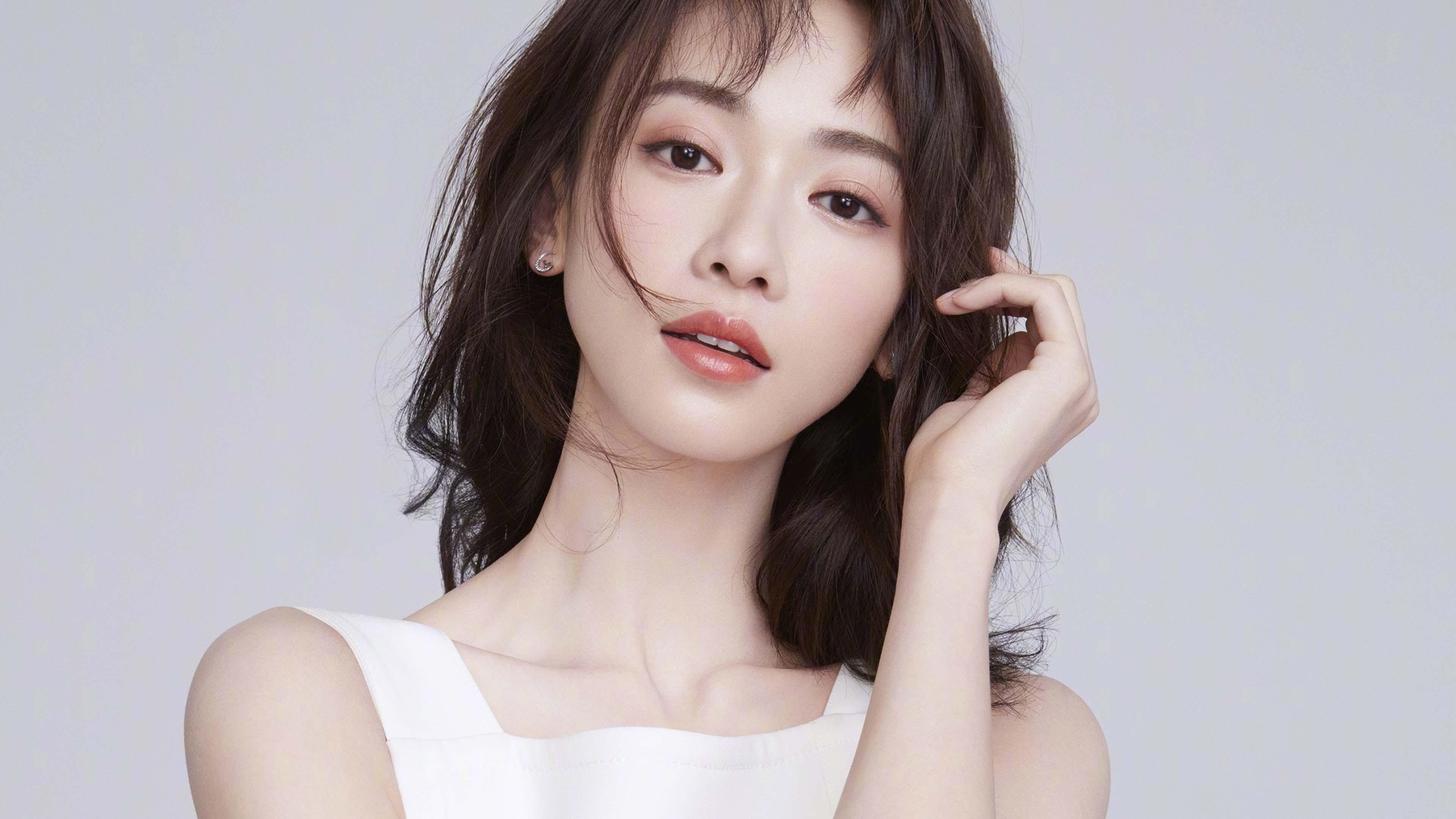 孤星破铁幕，奥亚尔萨瓦尔如何在马赛的战术牢笼中点亮卡塔尔之夜