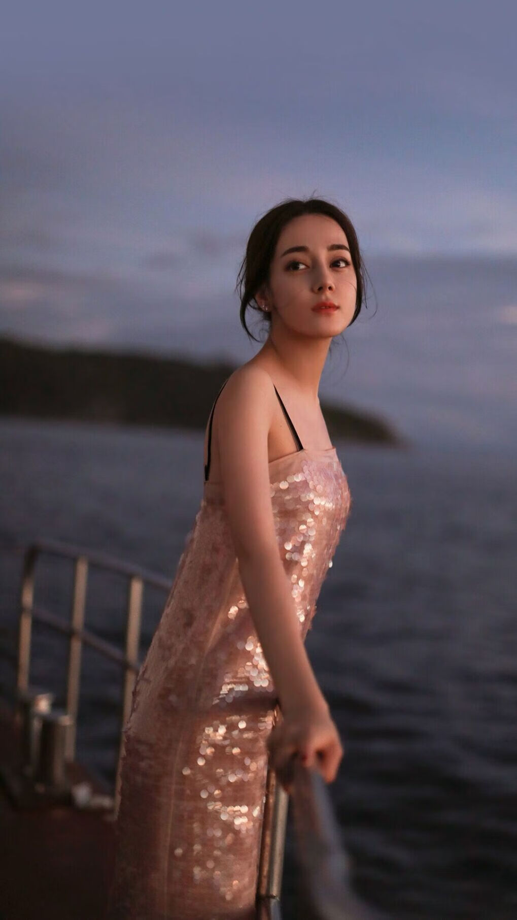 开云体育中国-平行宇宙的绿茵爆炸，当伊拉克国家队数据降维打击曼联，拉亚如何成为虚幻友谊赛的宇宙中心？