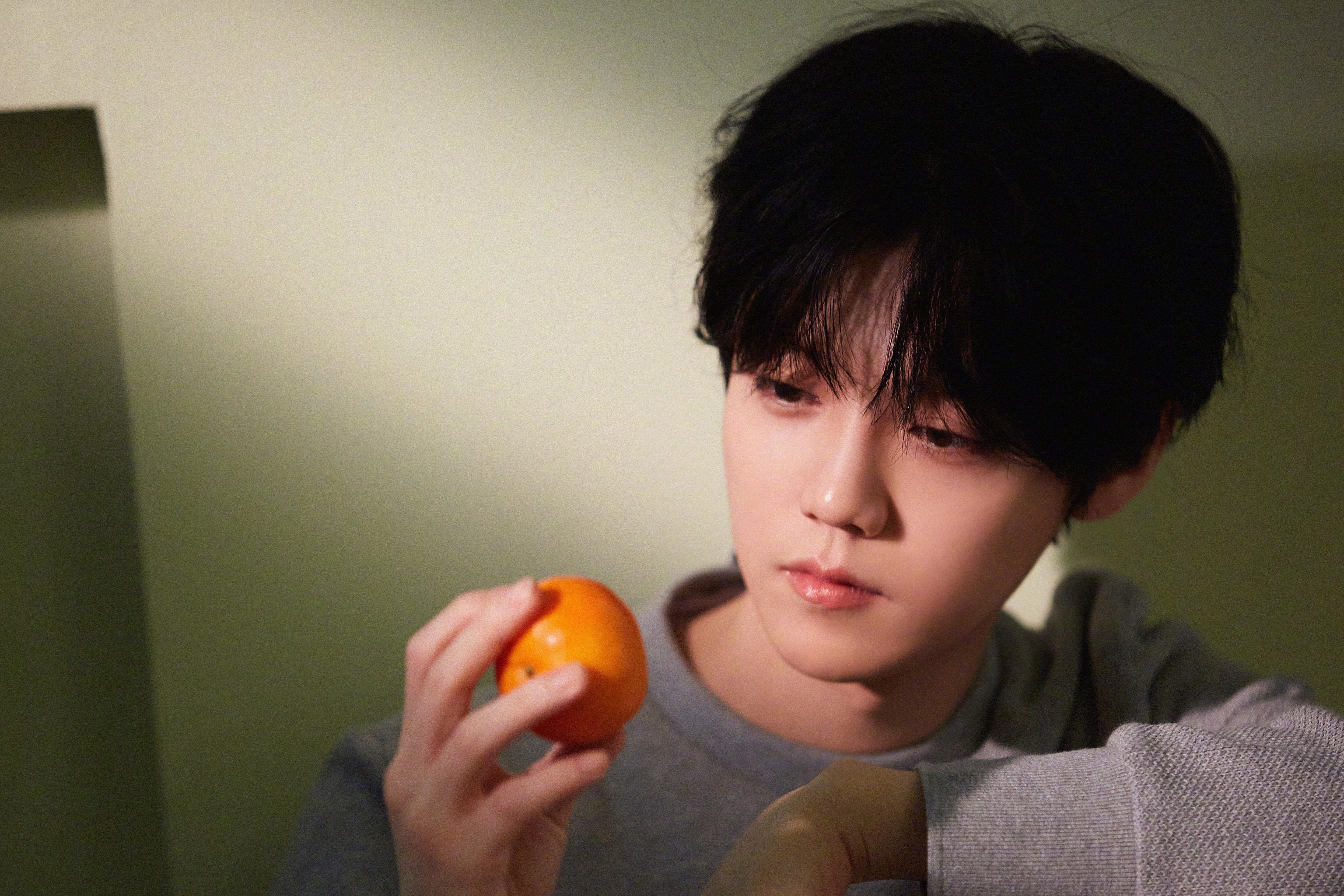 车神与射手，当F1新赛季的轮胎尖叫，遇见萨卡沉默的弧线